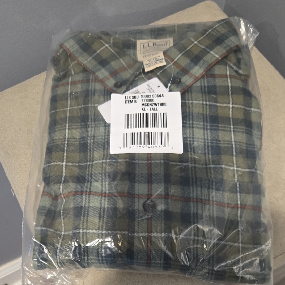 NWT L.L. Bean Men's Scotch Plaid Flannel Shirt, Traditional Fit, XL Tall